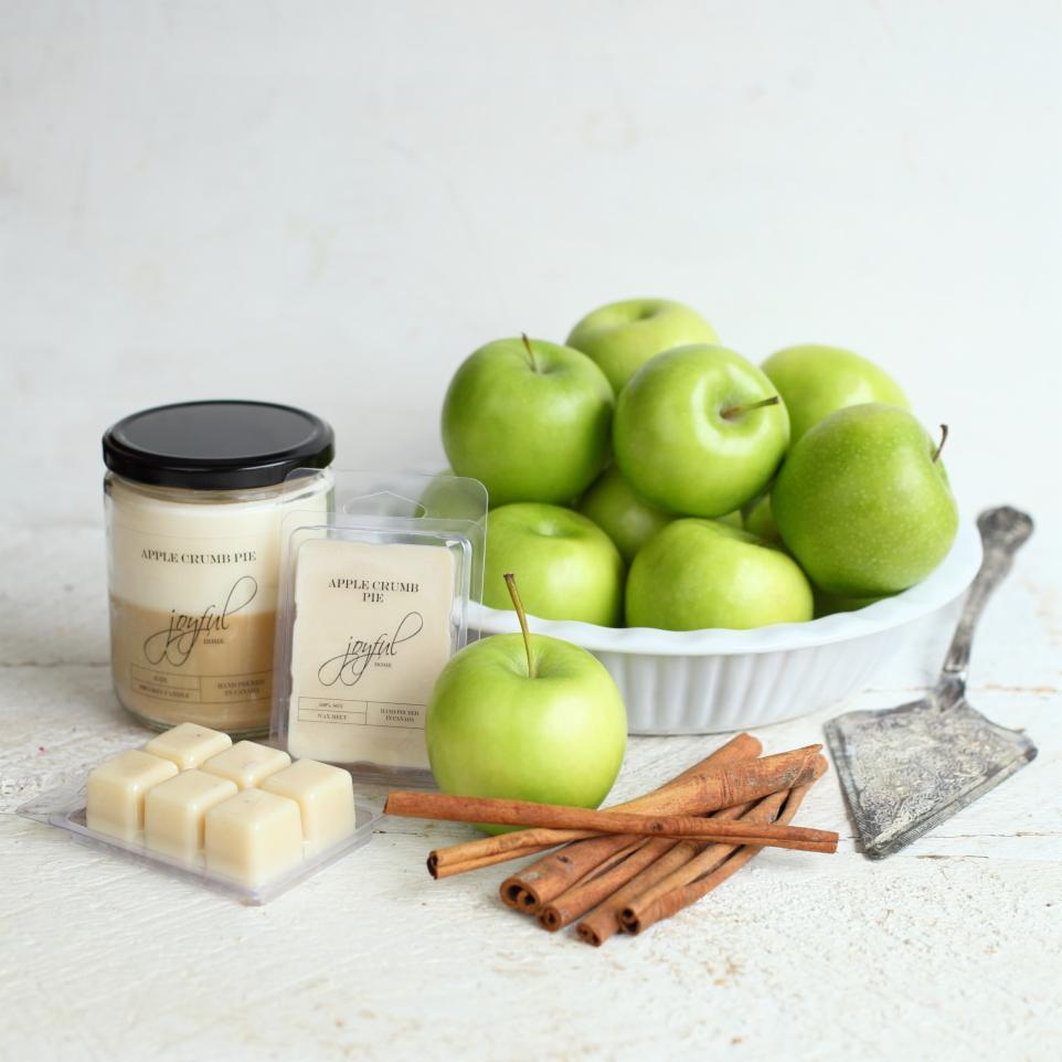 Apple Crumb Pie Soy Candle - Joyful Home Inc.